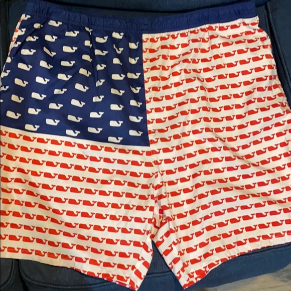 vineyard vines american flag swim trunks